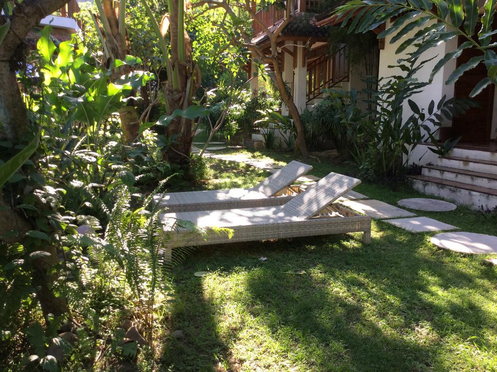Villa Jati Mangsit Senggigi Exterior foto