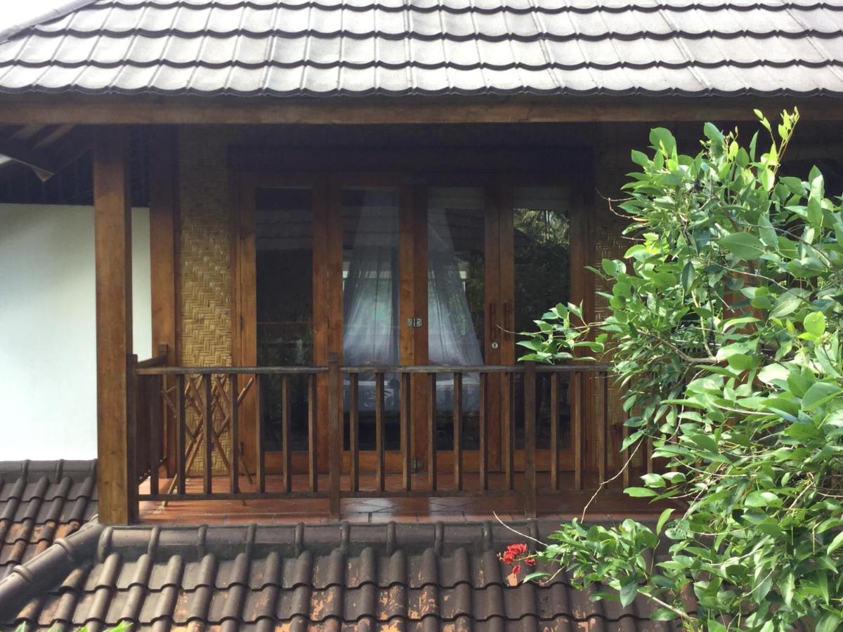 Villa Jati Mangsit Senggigi Exterior foto